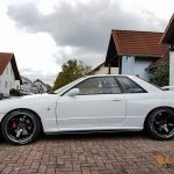 Nissan Skyline R32 Sidesteps / Side skirt extensions (195cm)